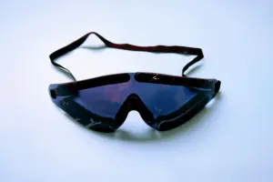 Dual Eye Shield (Dop Lasik) Dual Eye Shield (Dop LASIK) 4 dop_mata_lasik_hitam_rayban